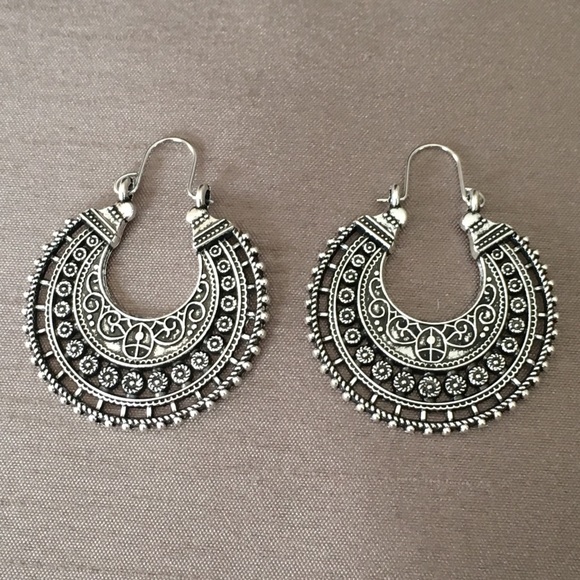 Silver Tone Filigree Boho Hoop Earrings - Picture 5 of 7